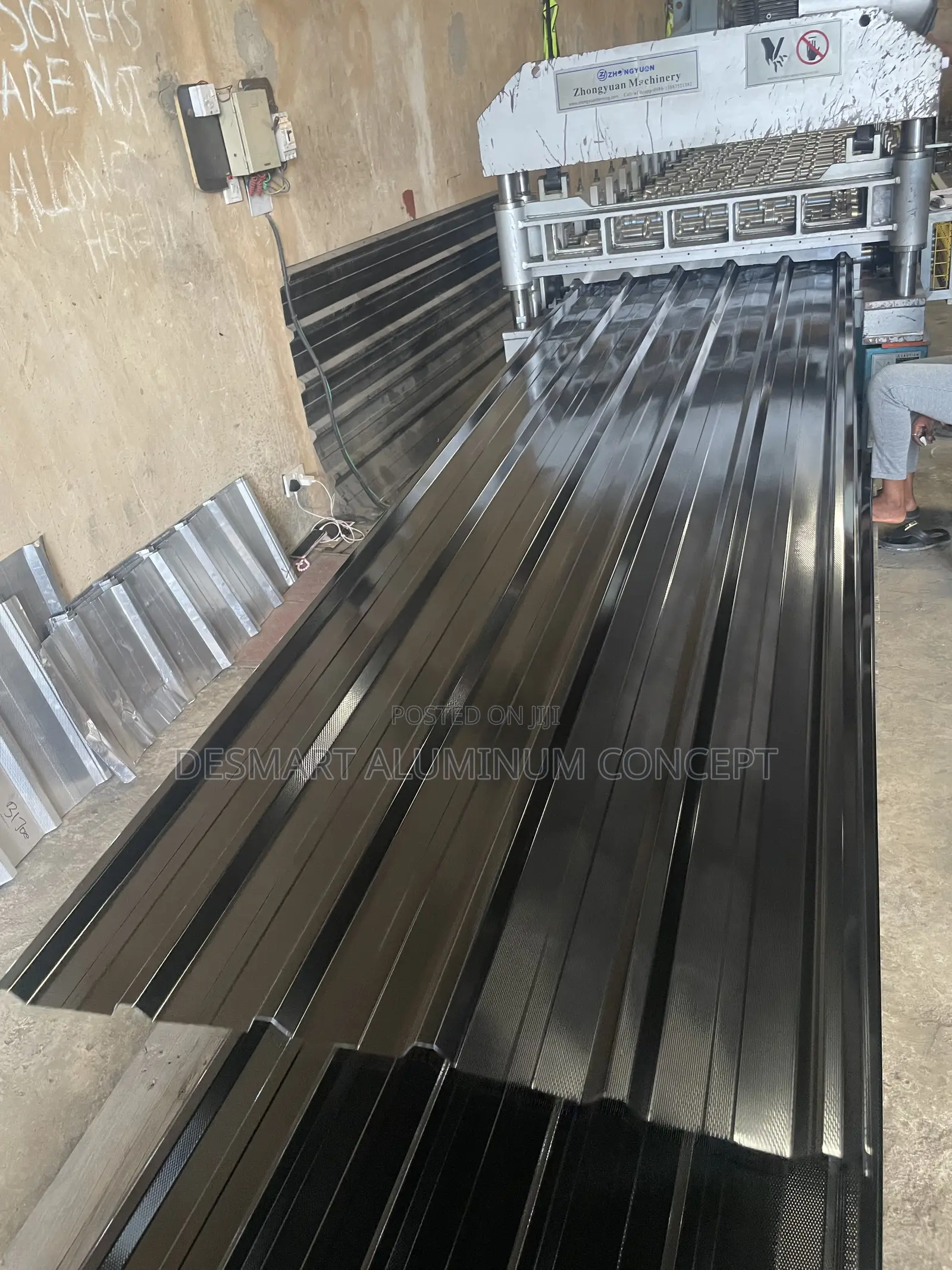 Original Desmart Keeps Its Color Like Day one.black 0.60.roofing Sheet
