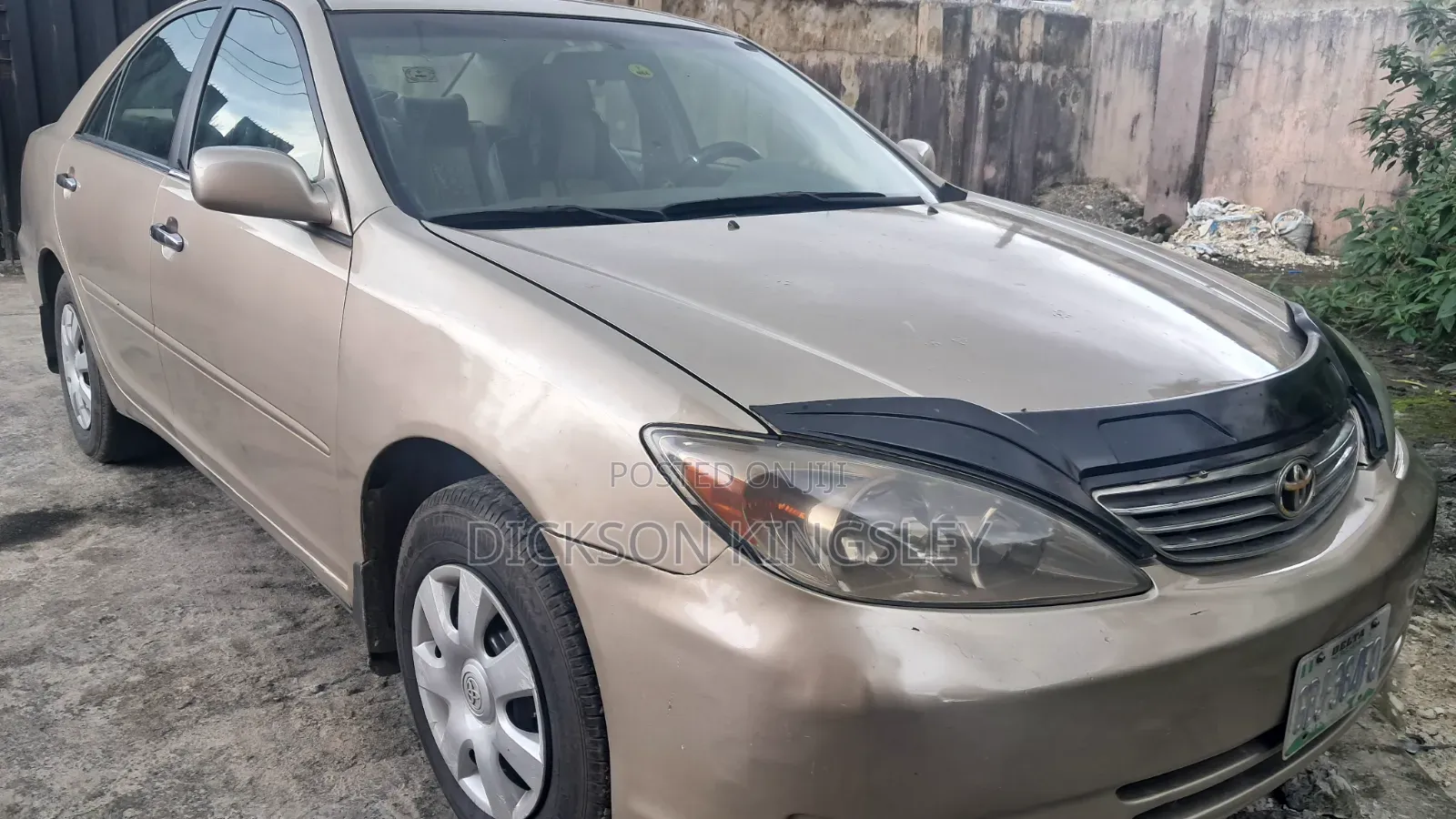 Toyota Camry LE 4dr Sedan (2.4L 4cyl 4A) 2004 Gold