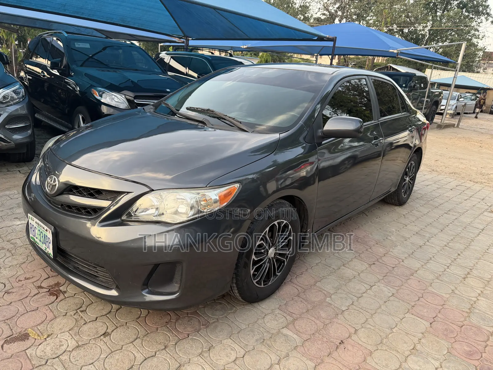 Toyota Corolla LE 4dr Sedan (1.8L 4cyl 4A) 2012 Gray