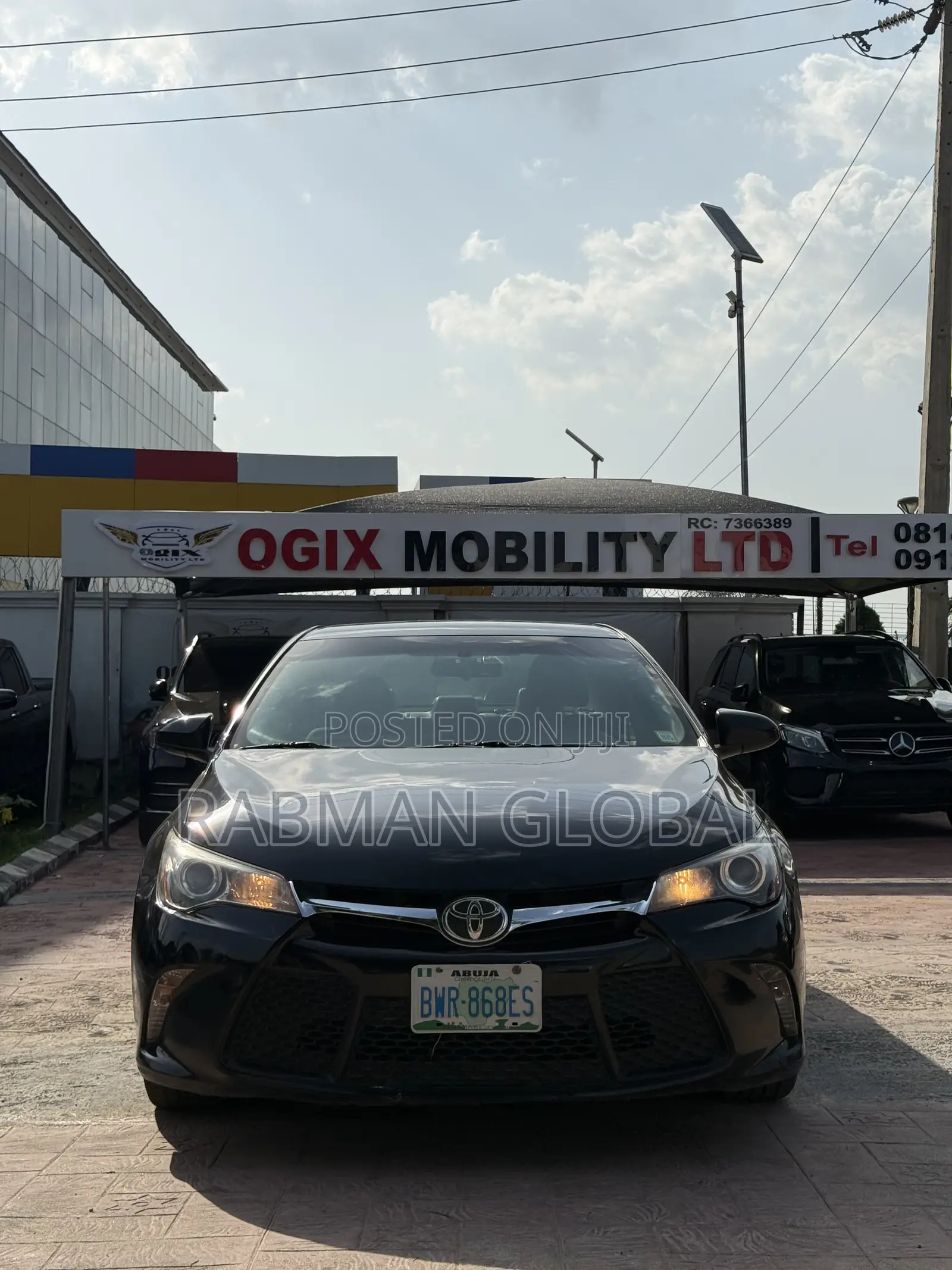 Toyota Camry SE 4dr Sedan (2.5L 4cyl 6A) 2017 Black