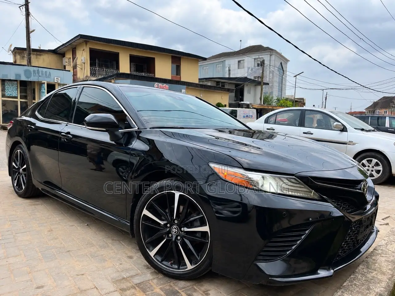Toyota Camry XSE FWD (2.5L 4cyl 8AM) 2018 Black
