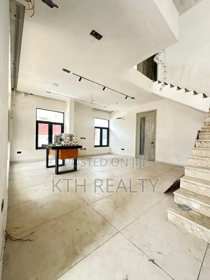 4bdrm Duplex in Old Ikoyi for sale