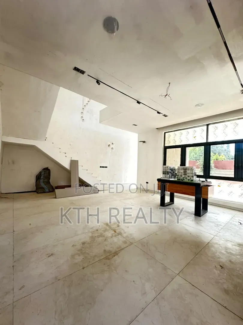 4bdrm Duplex in Old Ikoyi for sale