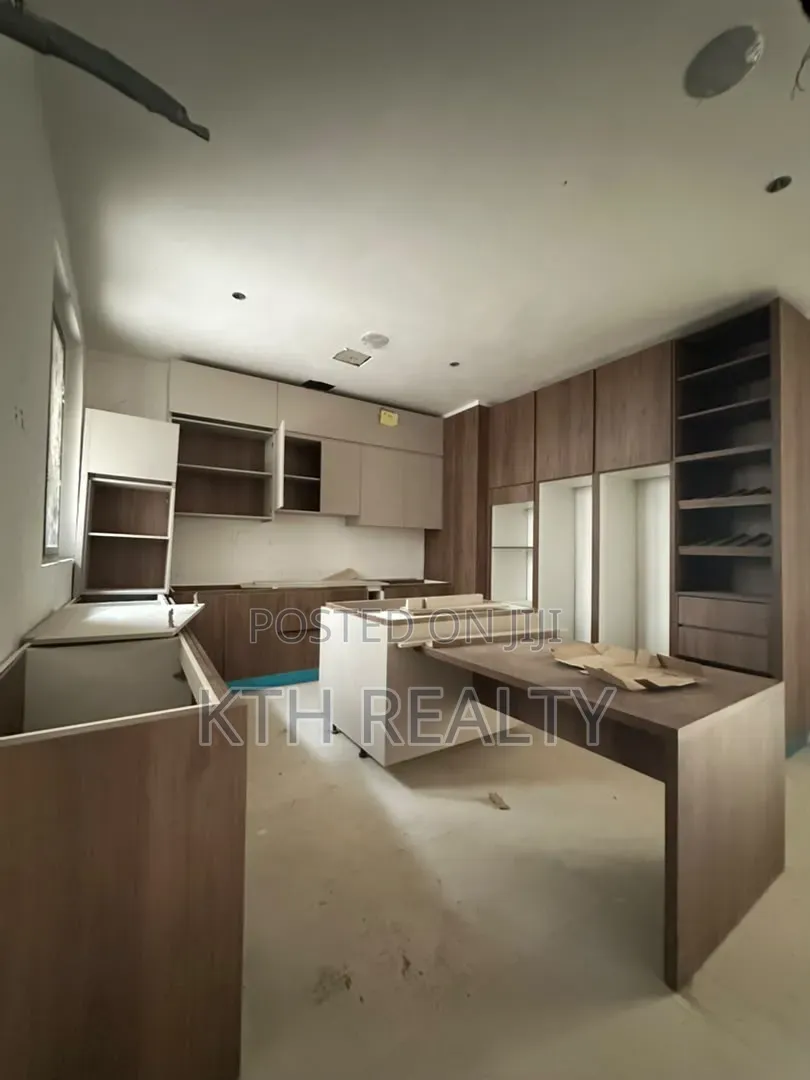 4bdrm Duplex in Old Ikoyi for sale