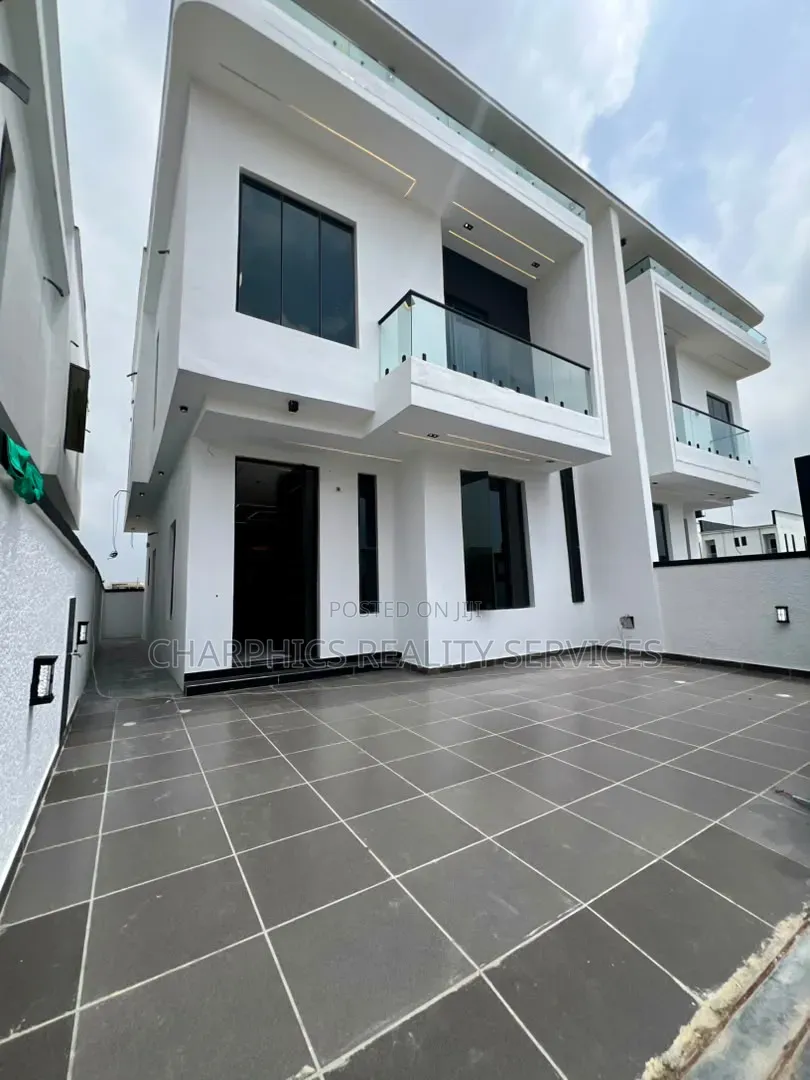 4bdrm Duplex in Off Lekki-Epe Expressway for sale