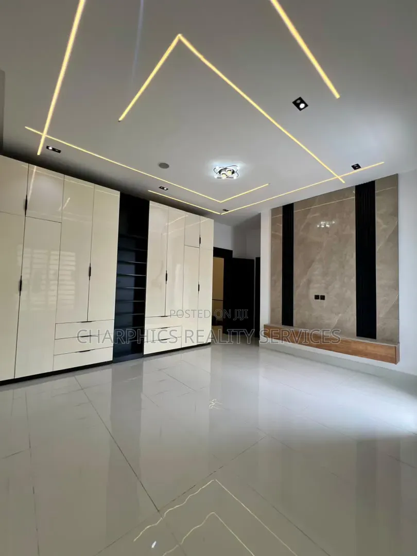 4bdrm Duplex in Off Lekki-Epe Expressway for sale