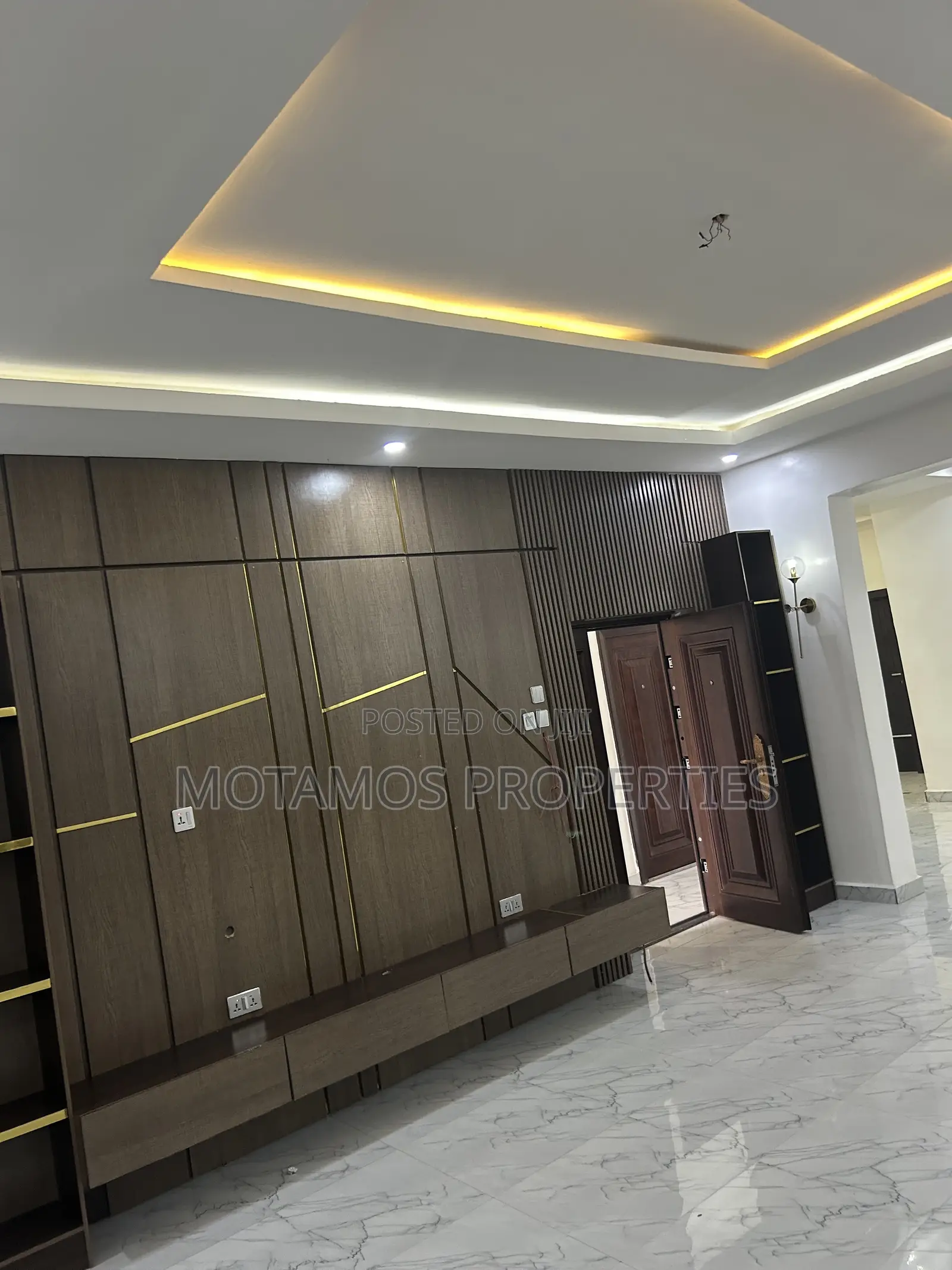 5bdrm Duplex in Majesty Estate, Obio-Akpor for sale