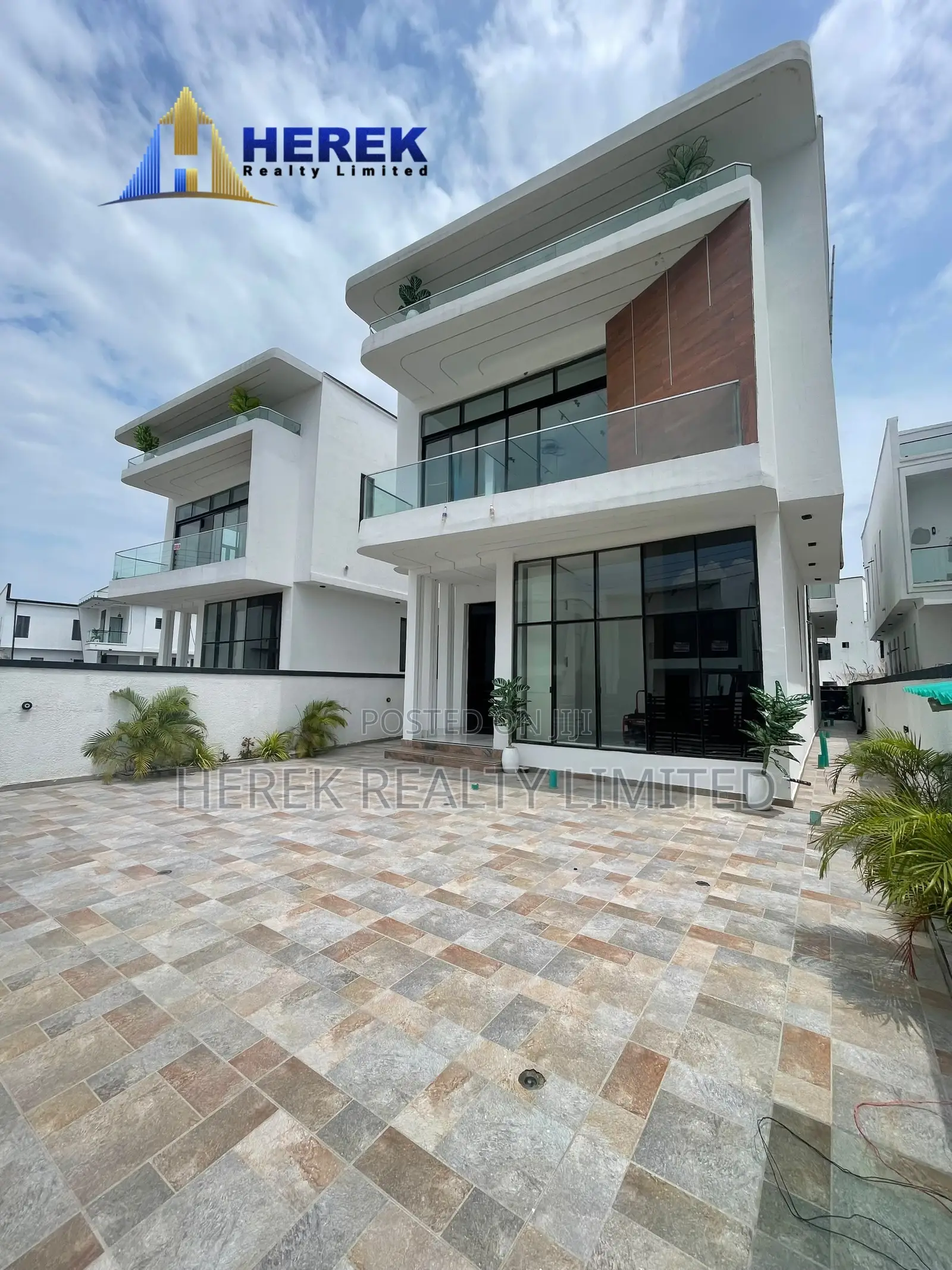 5bdrm Duplex in Lekki Palm City, Ado / Ajah for sale