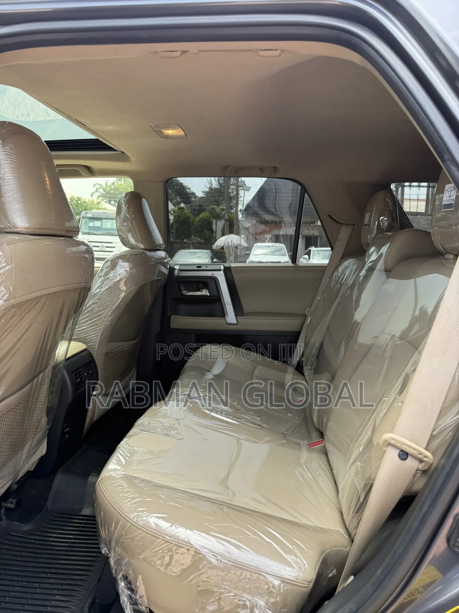 Toyota 4-Runner SR5 4x4 2018 Gray