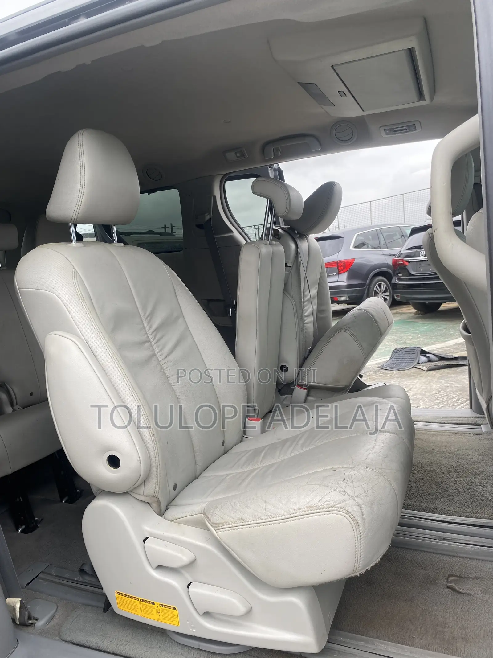 Toyota Sienna XLE 7 Passenger Mobility 2011 Silver