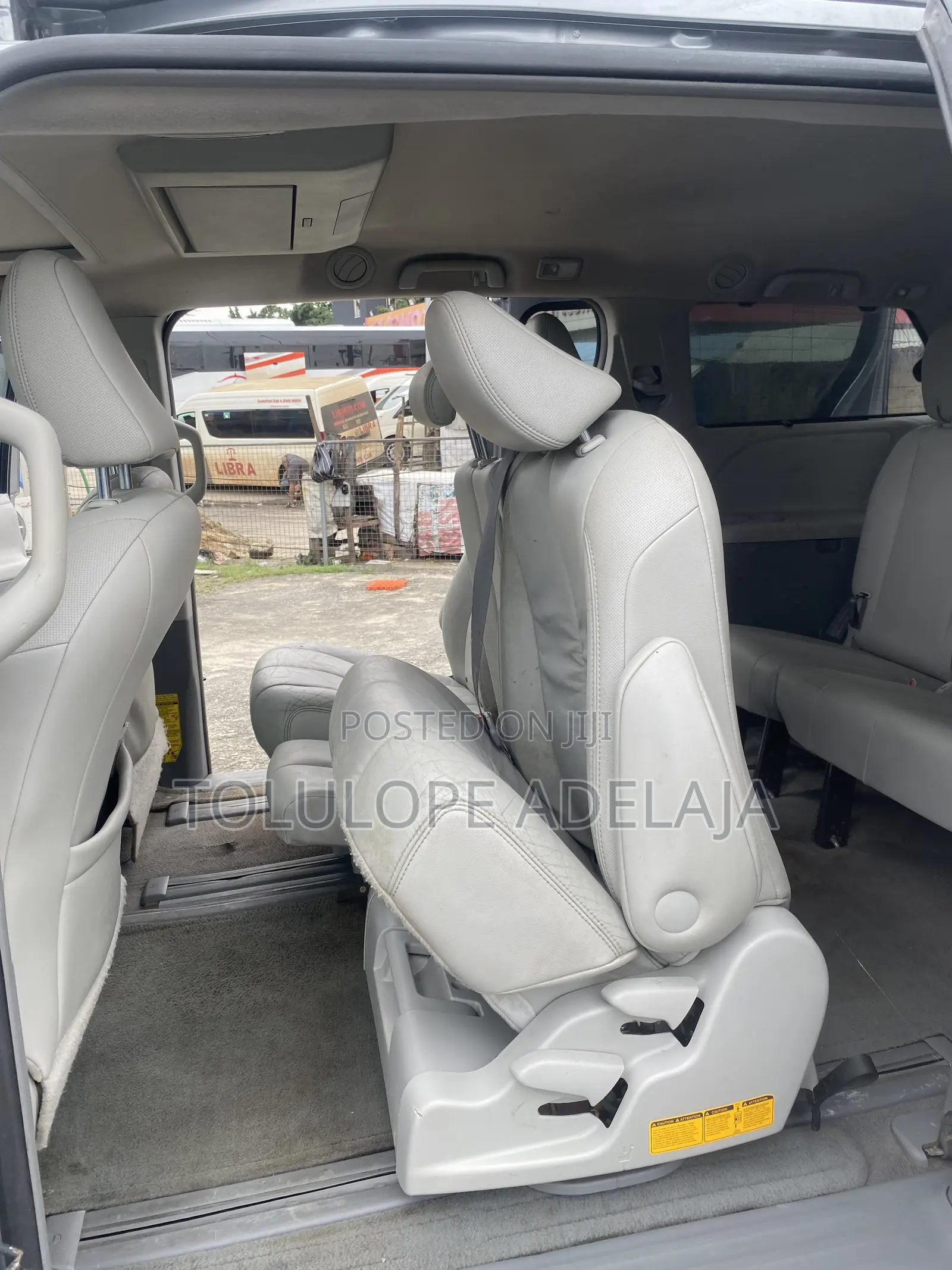 Toyota Sienna XLE 7 Passenger Mobility 2011 Silver