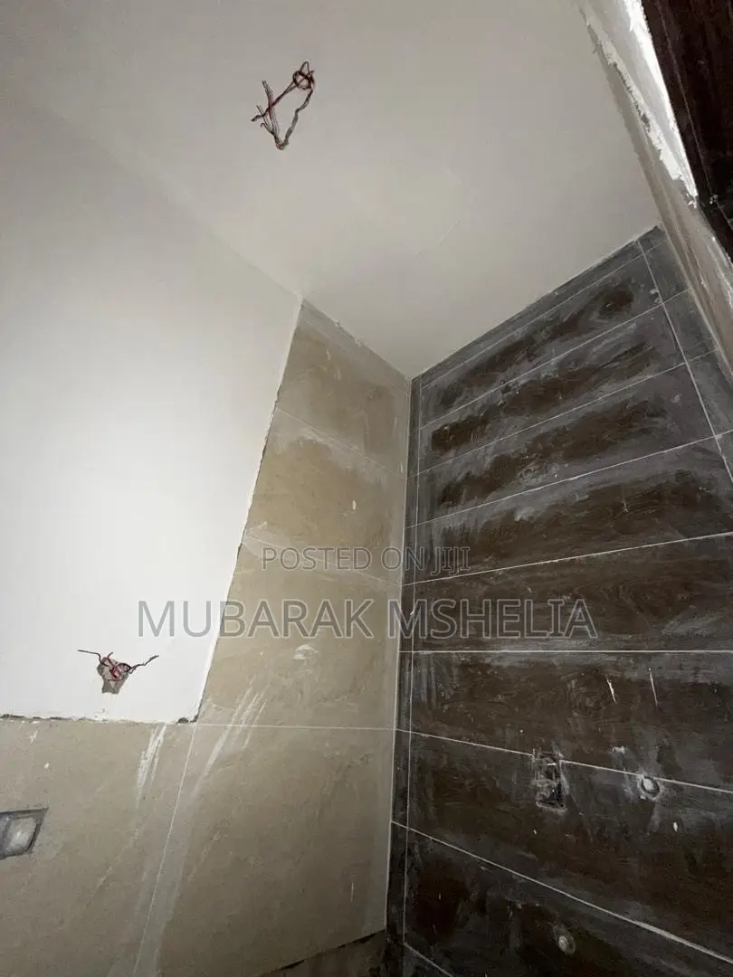 4bdrm Duplex in Guzape District for sale