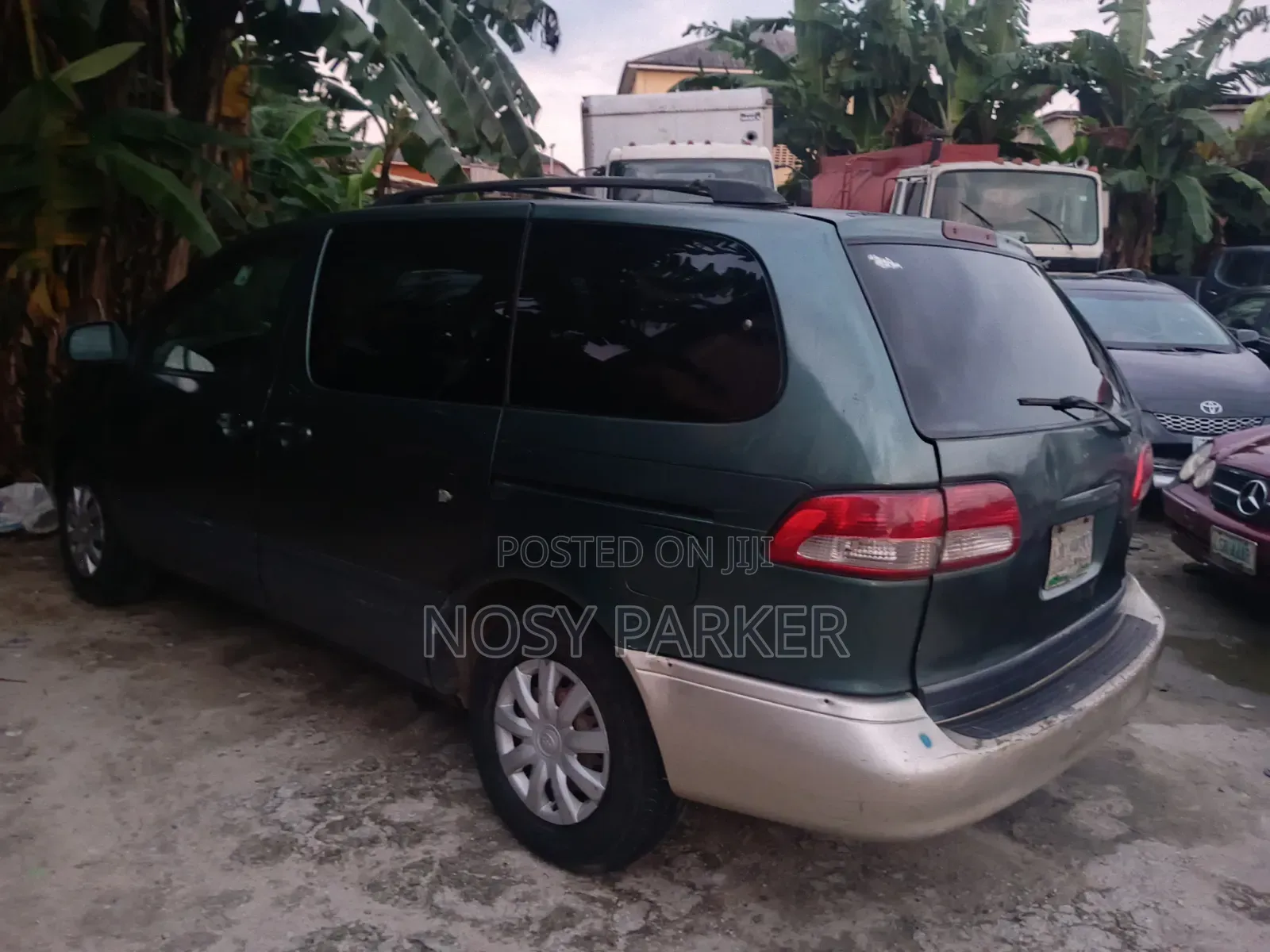 Toyota Sienna LE 2002 Gray