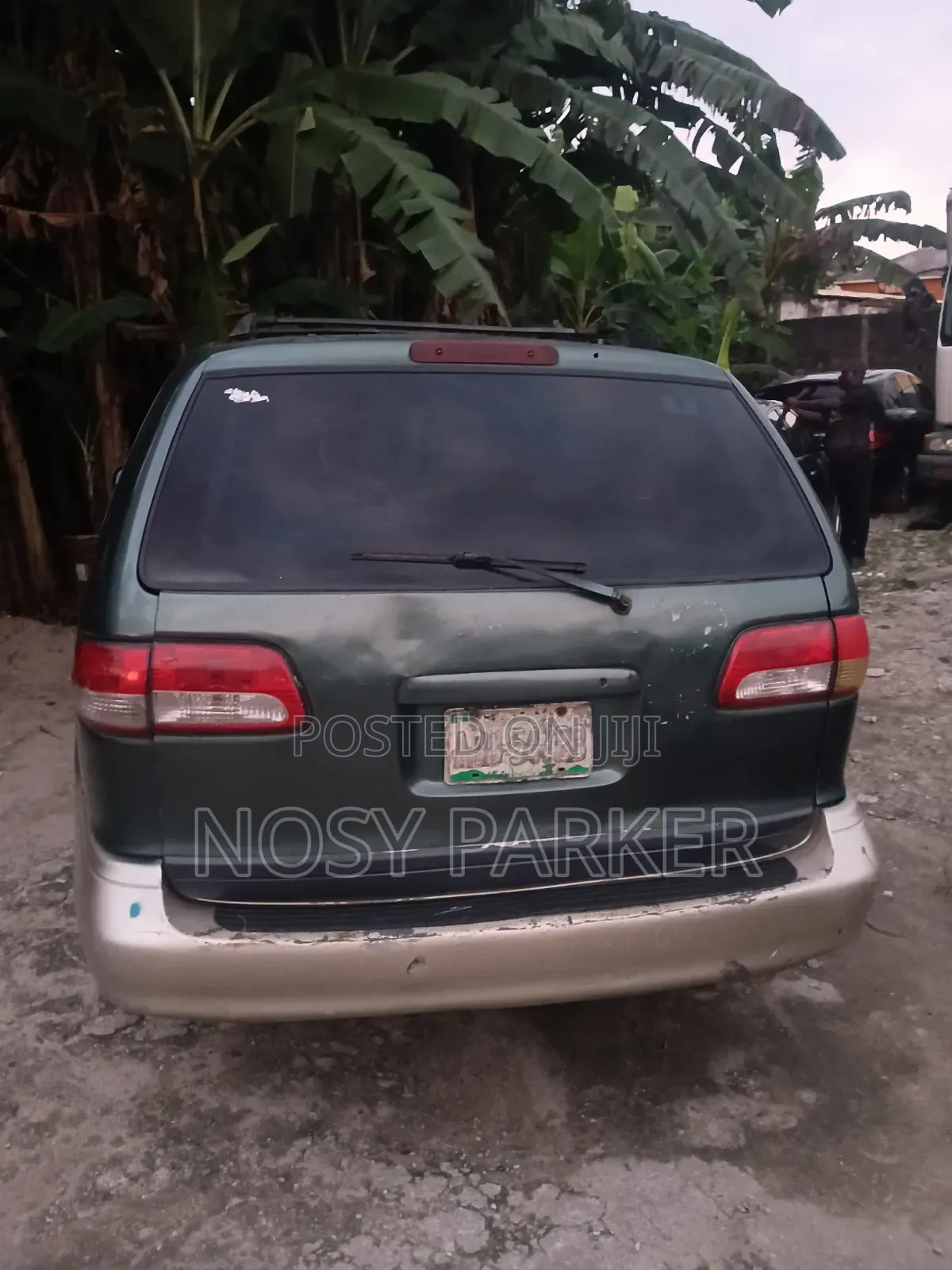 Toyota Sienna LE 2002 Gray