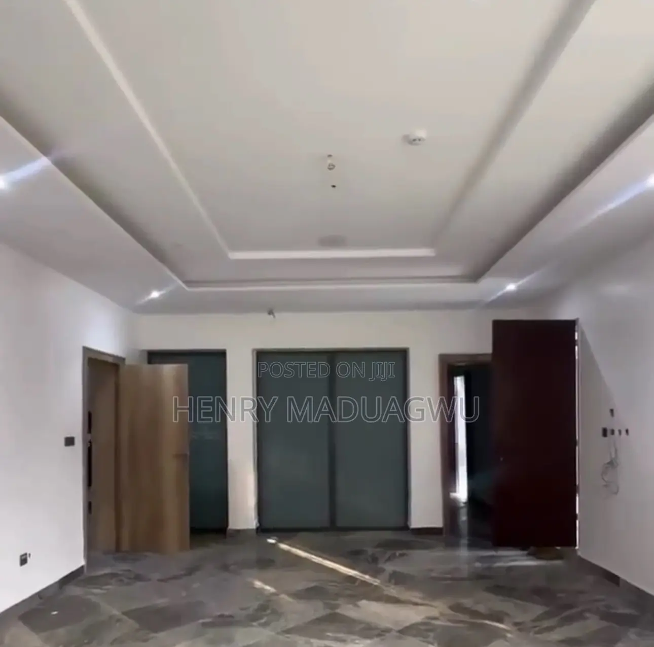 5bdrm Mansion in Asokoro for sale