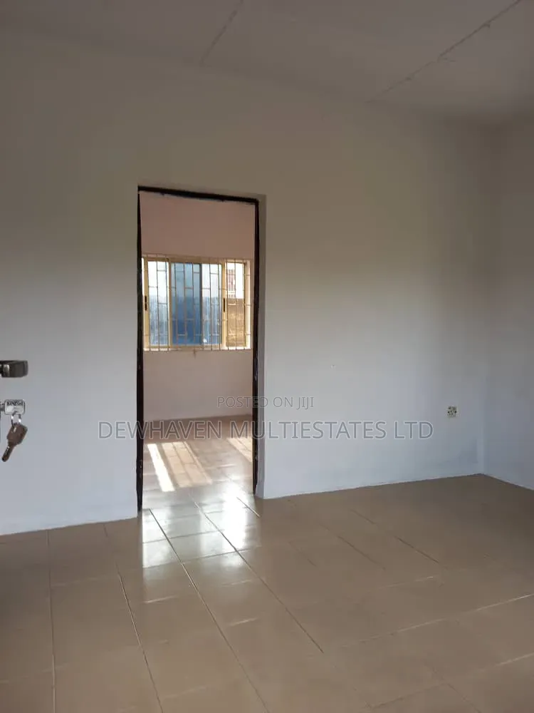 3bdrm Bungalow in Obafemi-Owode for sale