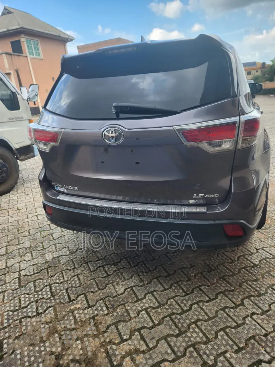 Toyota Highlander LE Plus V6 4x4 (3.5L 6cyl 6A) 2016 Gray