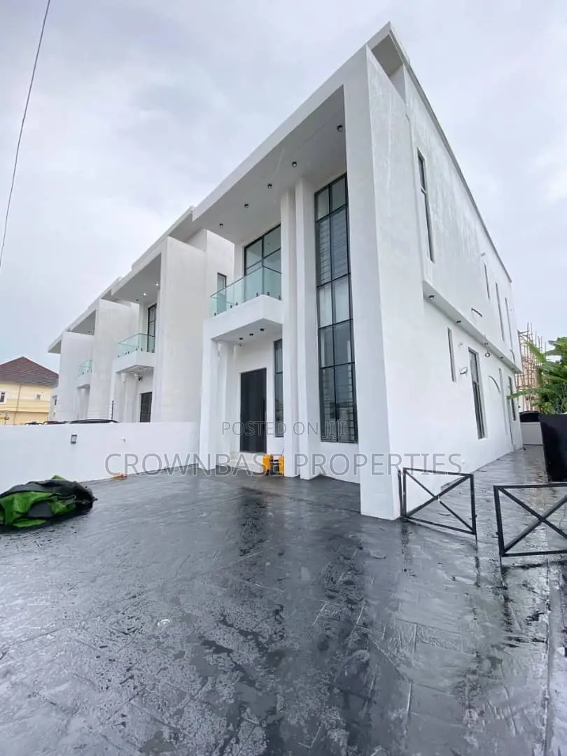 4bdrm Duplex in Sangotedo for sale