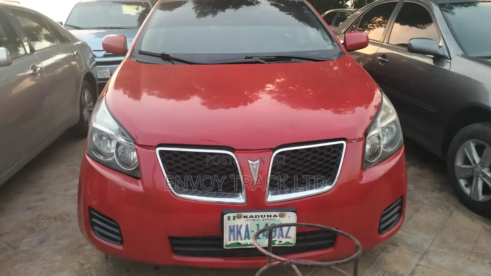 Pontiac Vibe 2009 Red