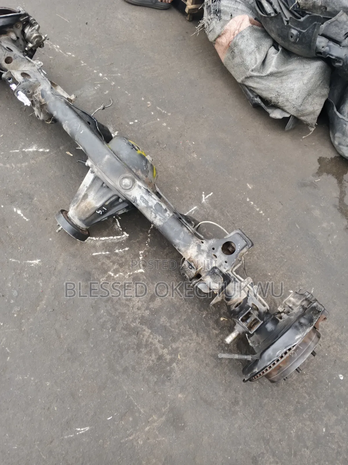 Complete Back Axle Beam Lexus GX 350