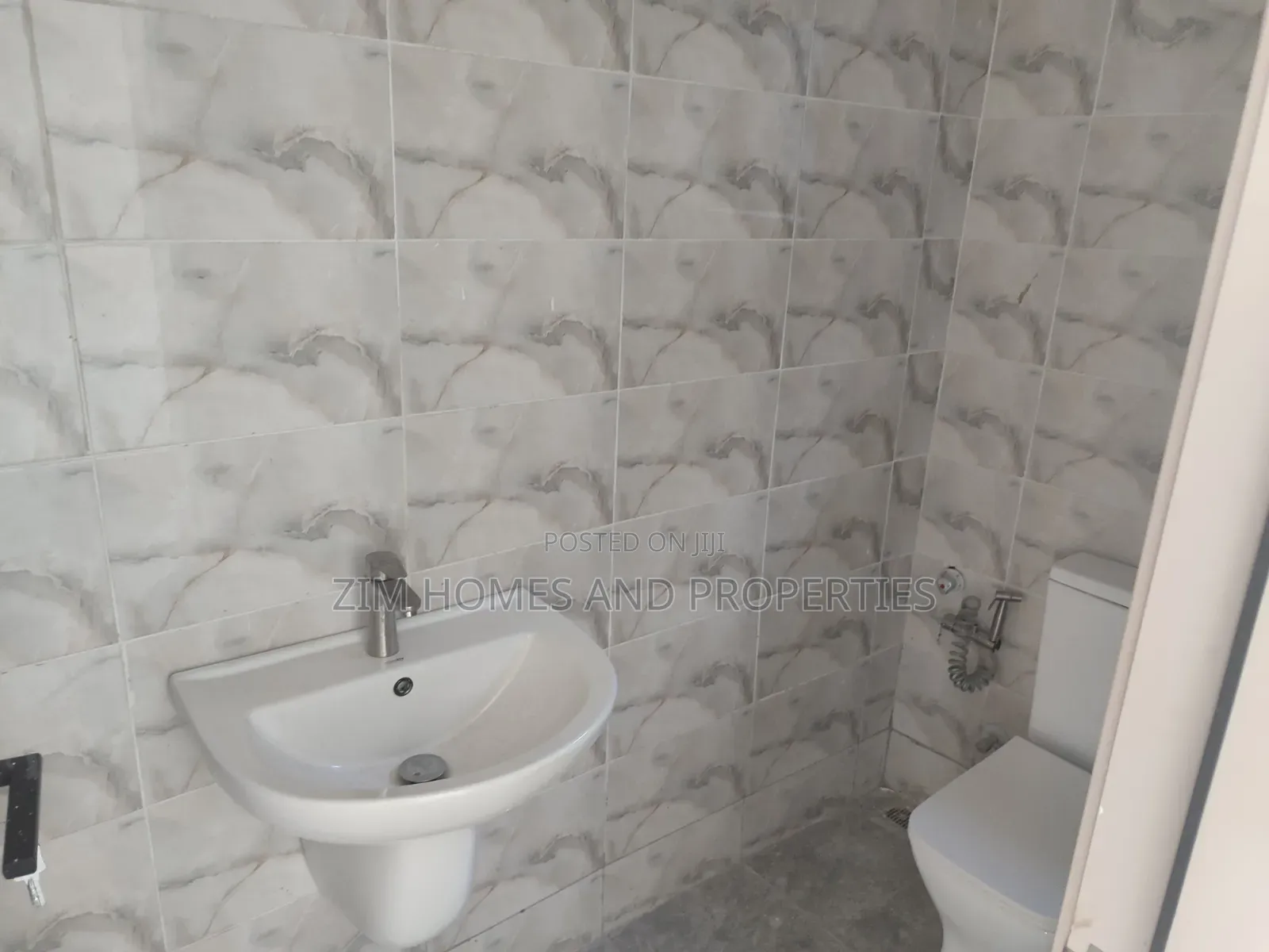 1bdrm Block of Flats in Zim Homes And, Wuse 2 for Rent
