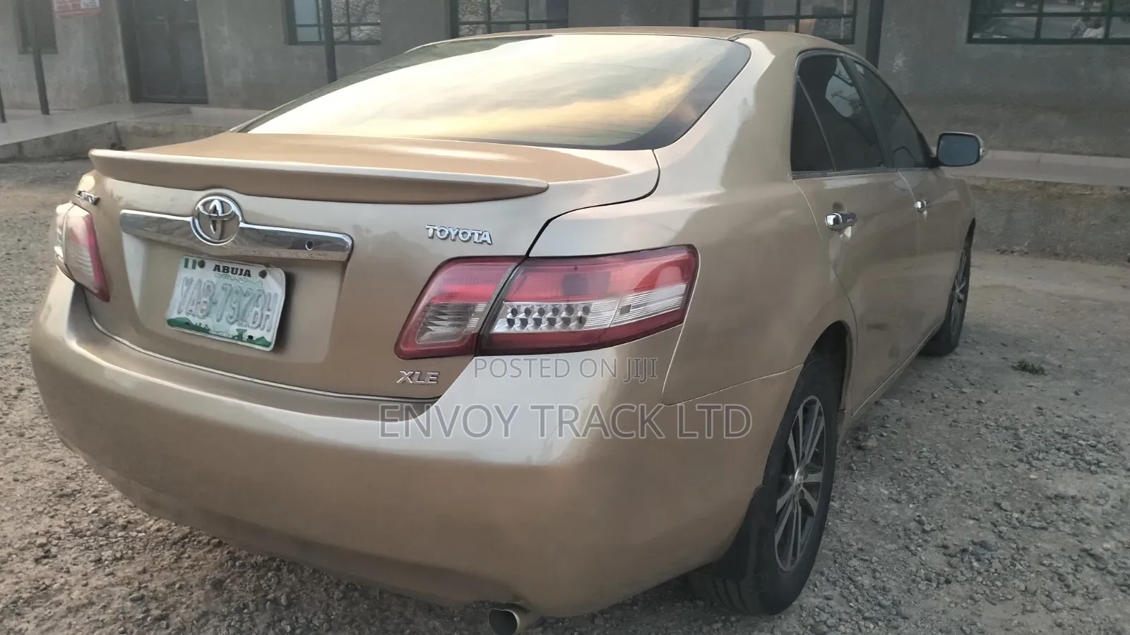 Toyota Camry XLE 4dr Sedan (2.4 4cyl 5A) 2008 Gold