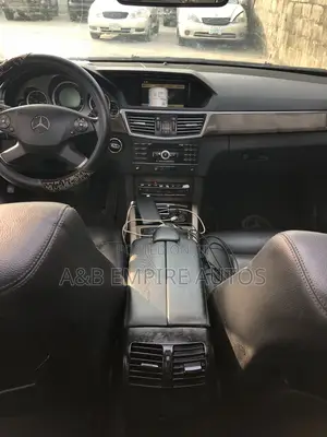 Mercedes-Benz E350 2010 Black