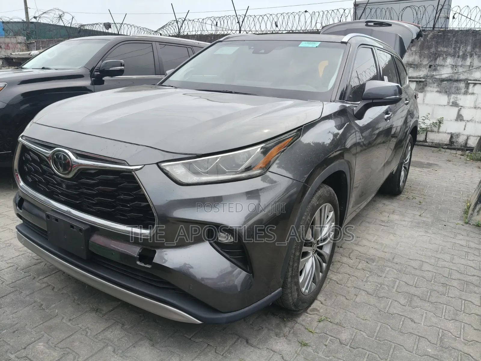 Toyota Highlander Platinum FWD 2020 Gray
