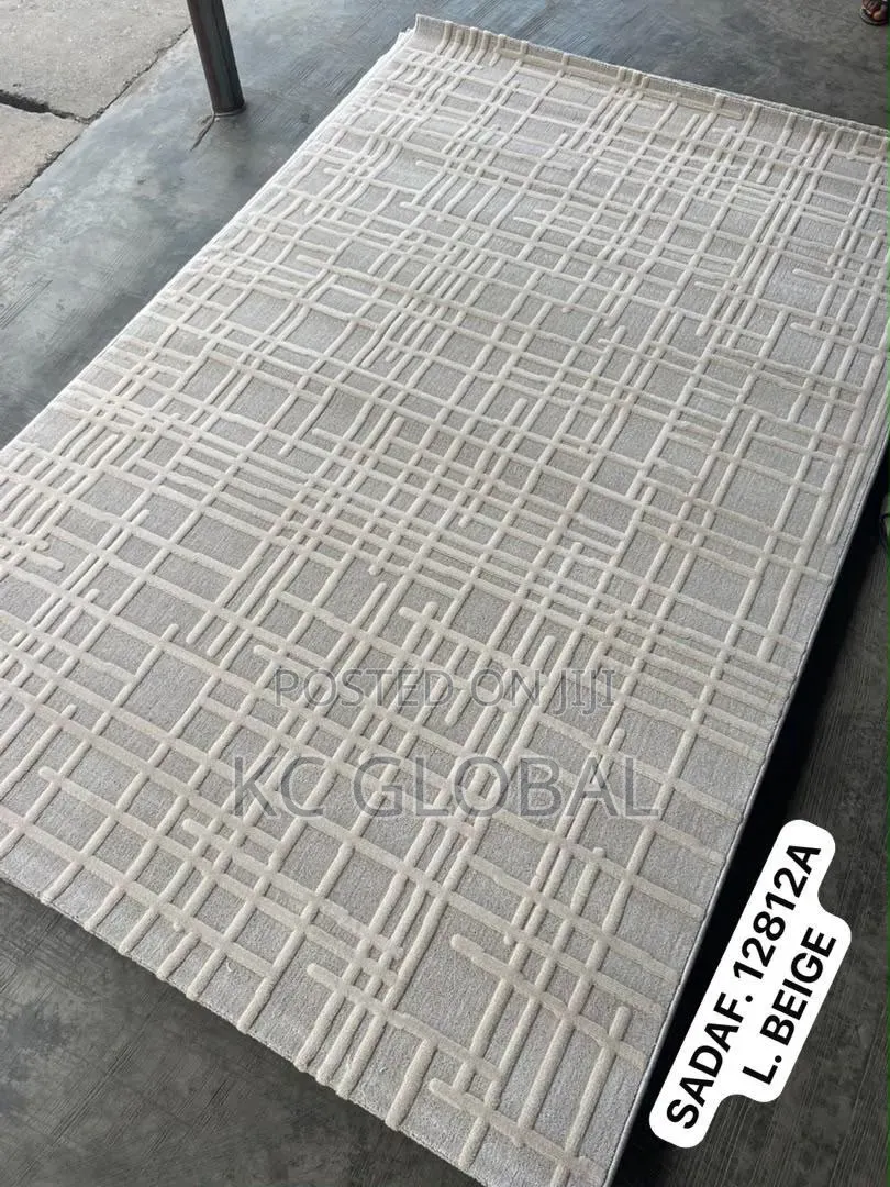 Dubai Quality Center Rug Vip Available 5/7 7/10