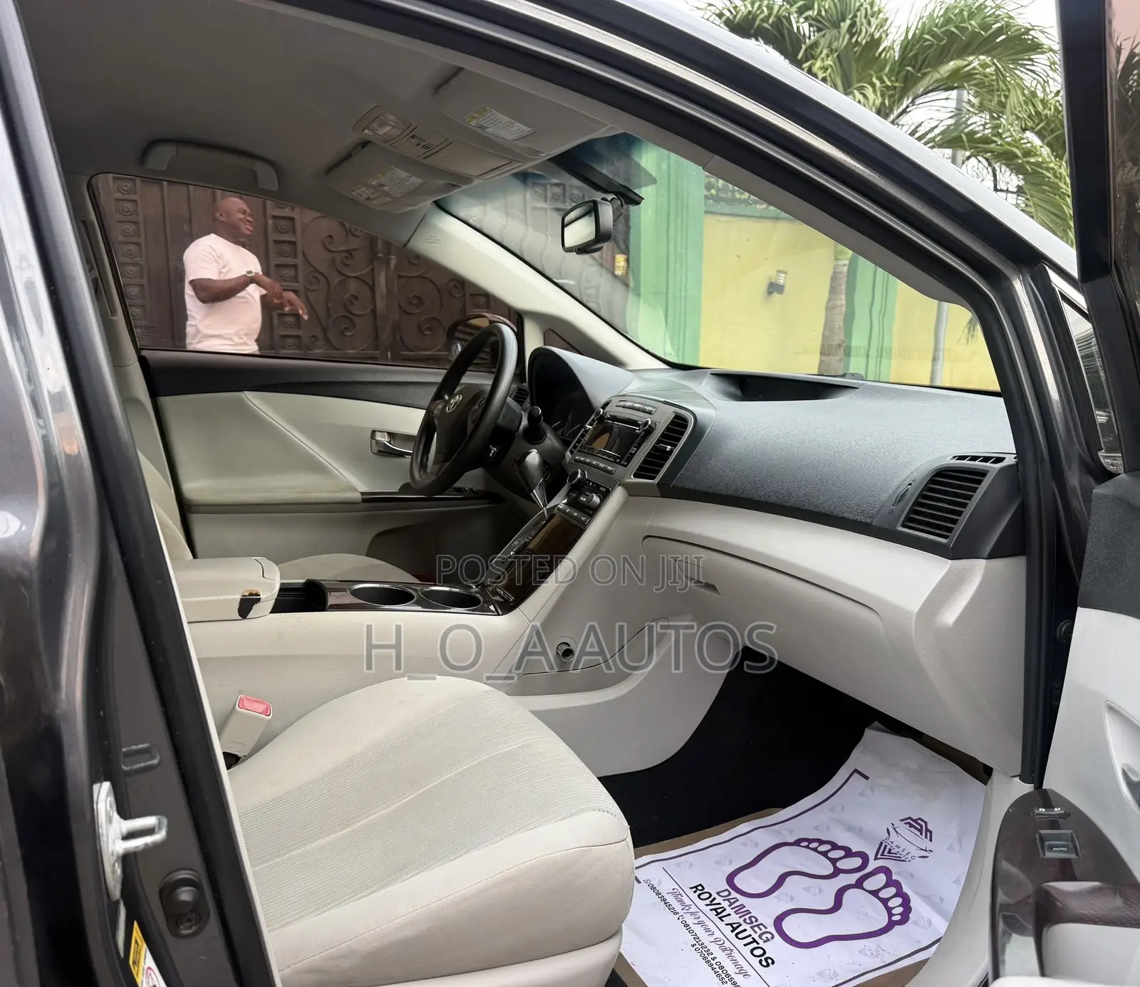 Toyota Venza V6 AWD 2011 Gray
