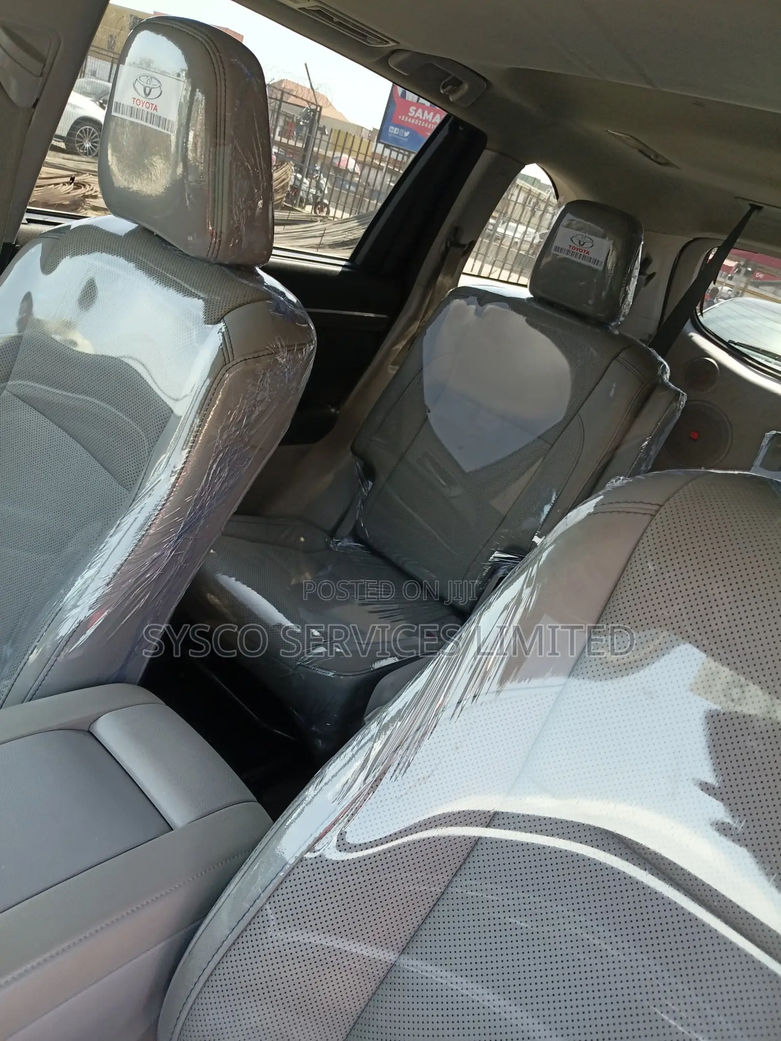 Toyota Highlander XLE 4x2 V6 (3.5L 6cyl 8A) 2017 Silver