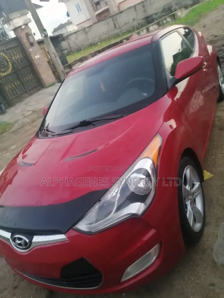 Hyundai Veloster 2013 Red