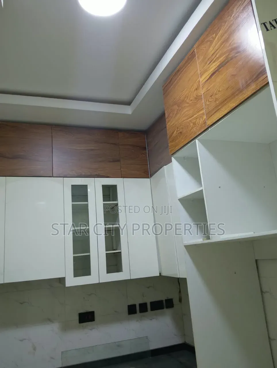 4bdrm Townhouse/Terrace in Ojodu, Berger for sale