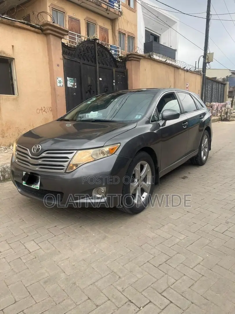 Toyota Venza 2010 Gray