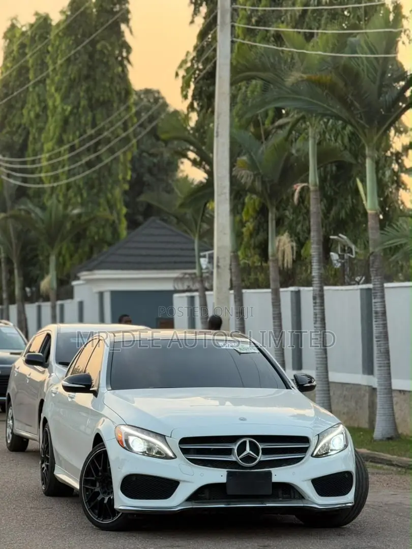 Mercedes-Benz C300 2016 White