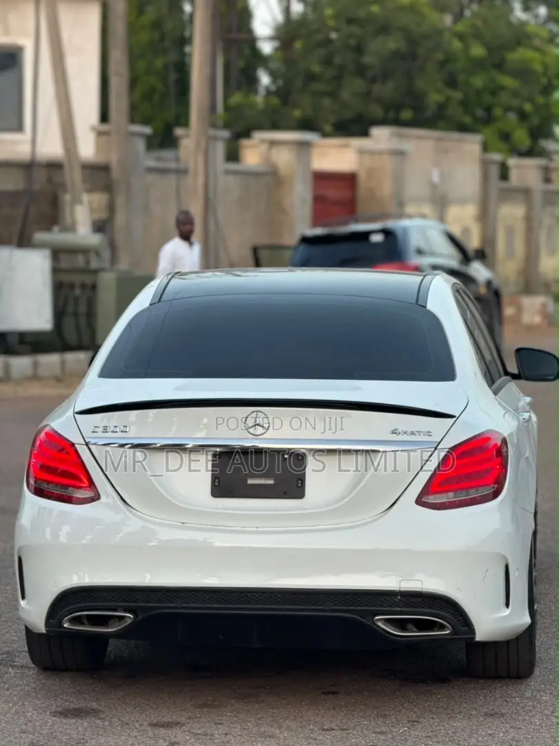 Mercedes-Benz C300 2016 White