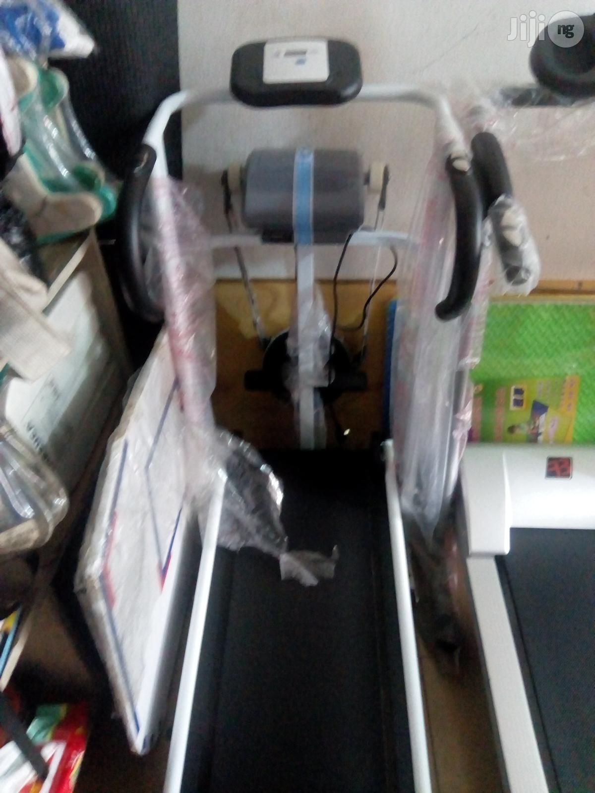 Electric Massage With Manual Treadmill (PH)