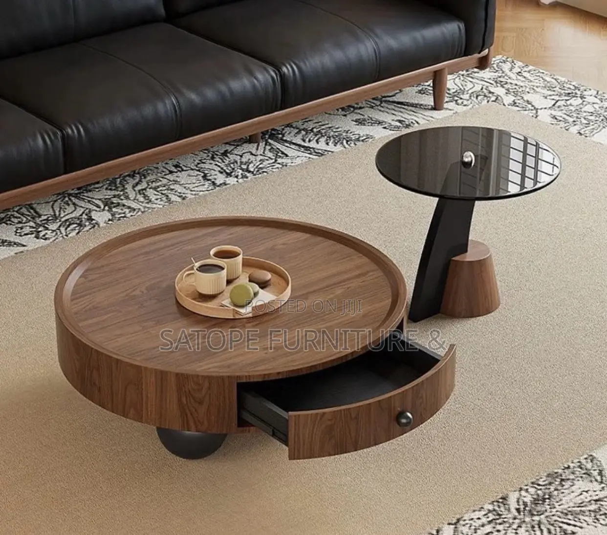 Elegant Design Center Table