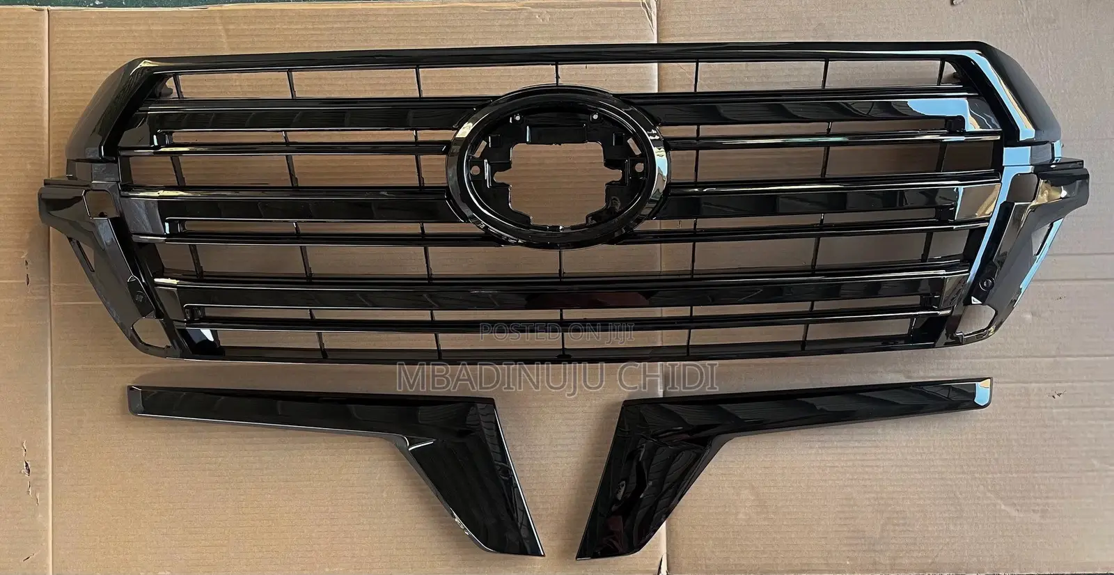 Land Cruiser 2018 Front Grille