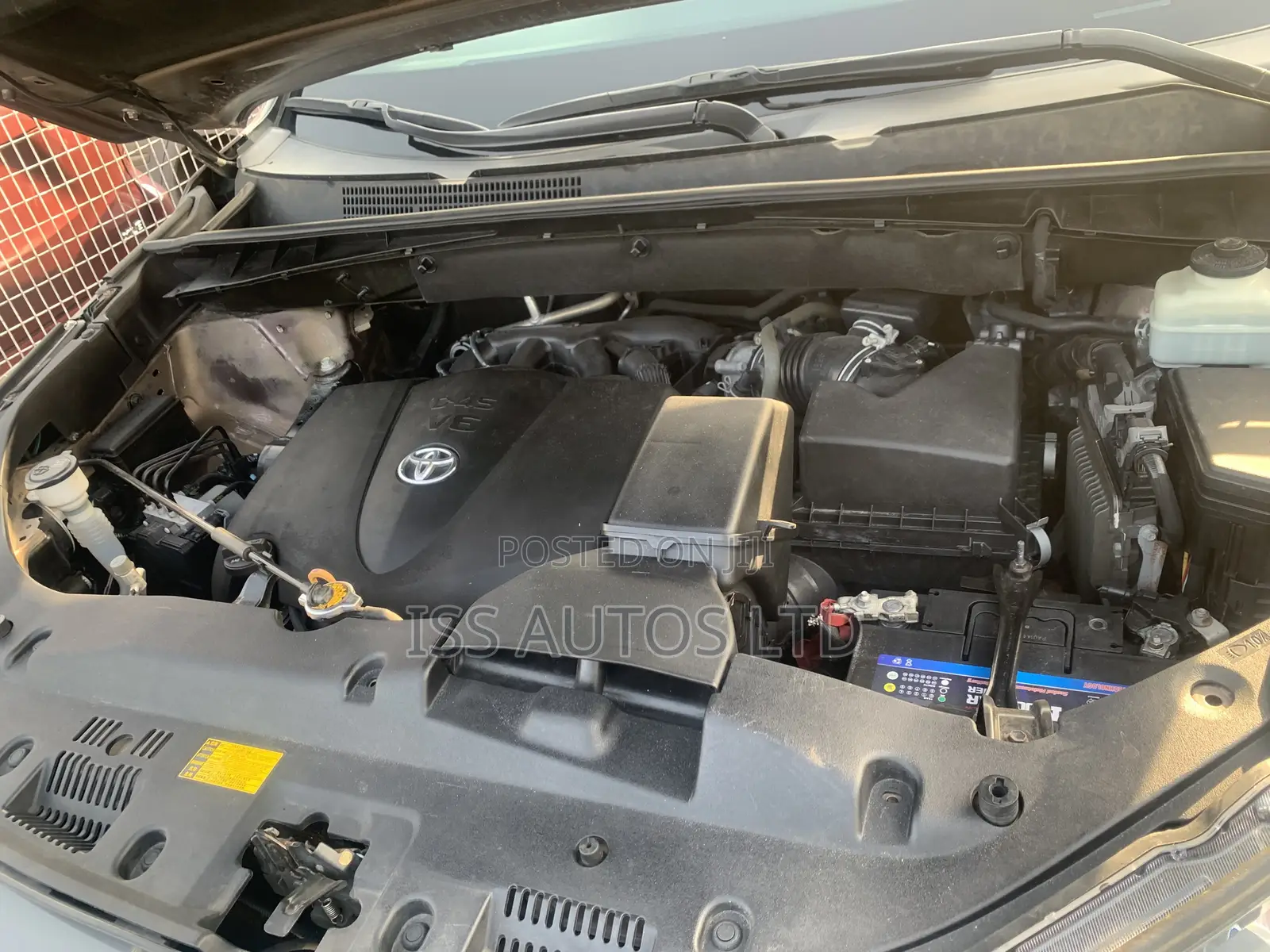 Toyota Highlander XLE 4x4 V6 (3.5L 6cyl 8A) 2018 Brown