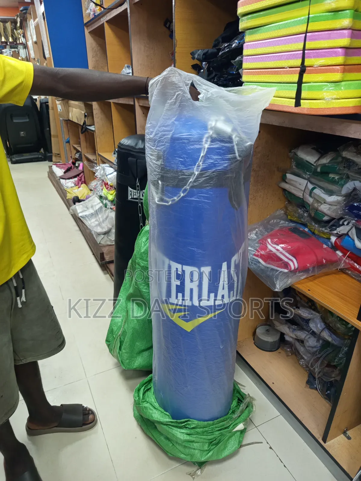 Foreign Everlast Punching Bag