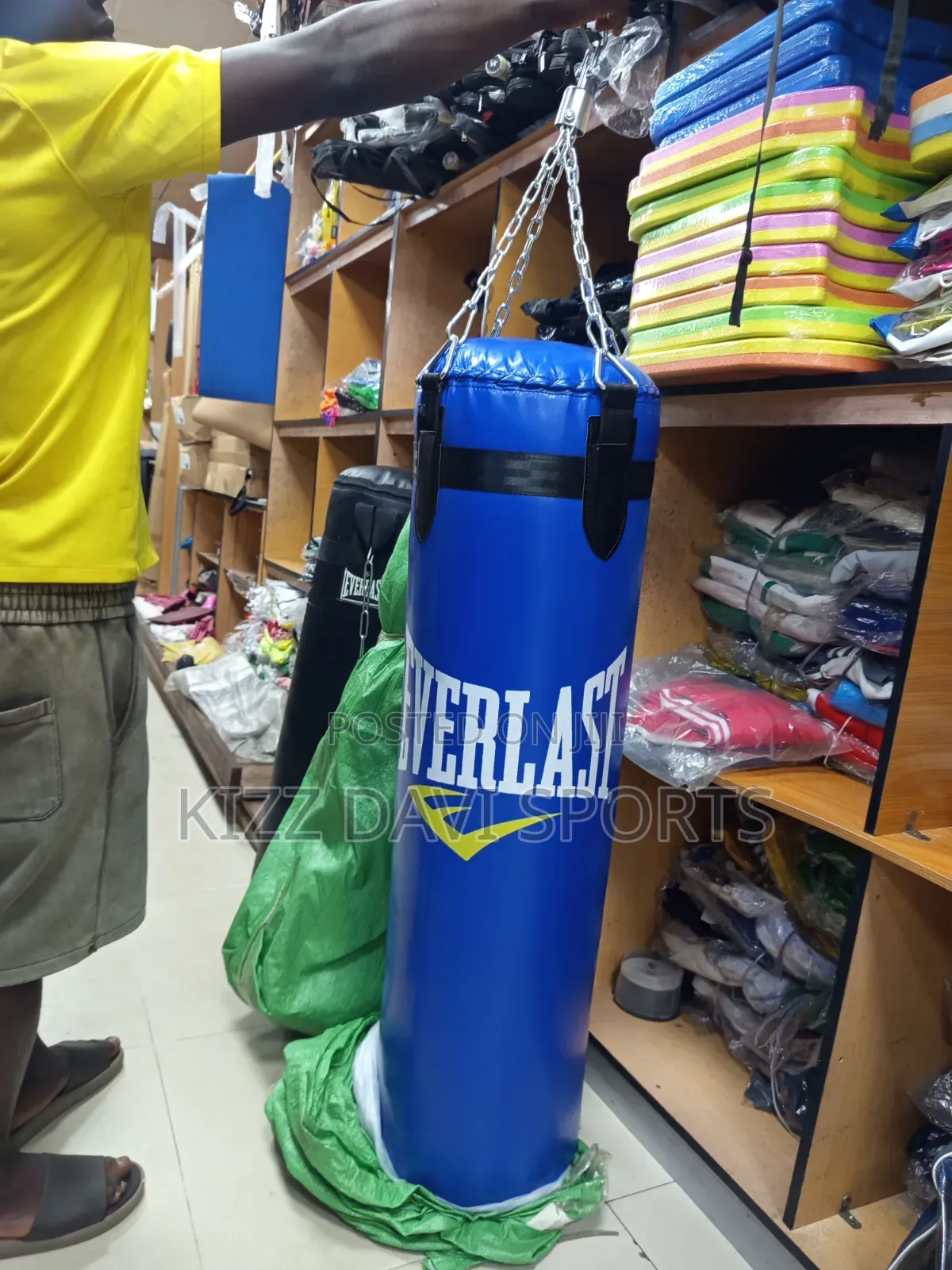 Foreign Everlast Punching Bag