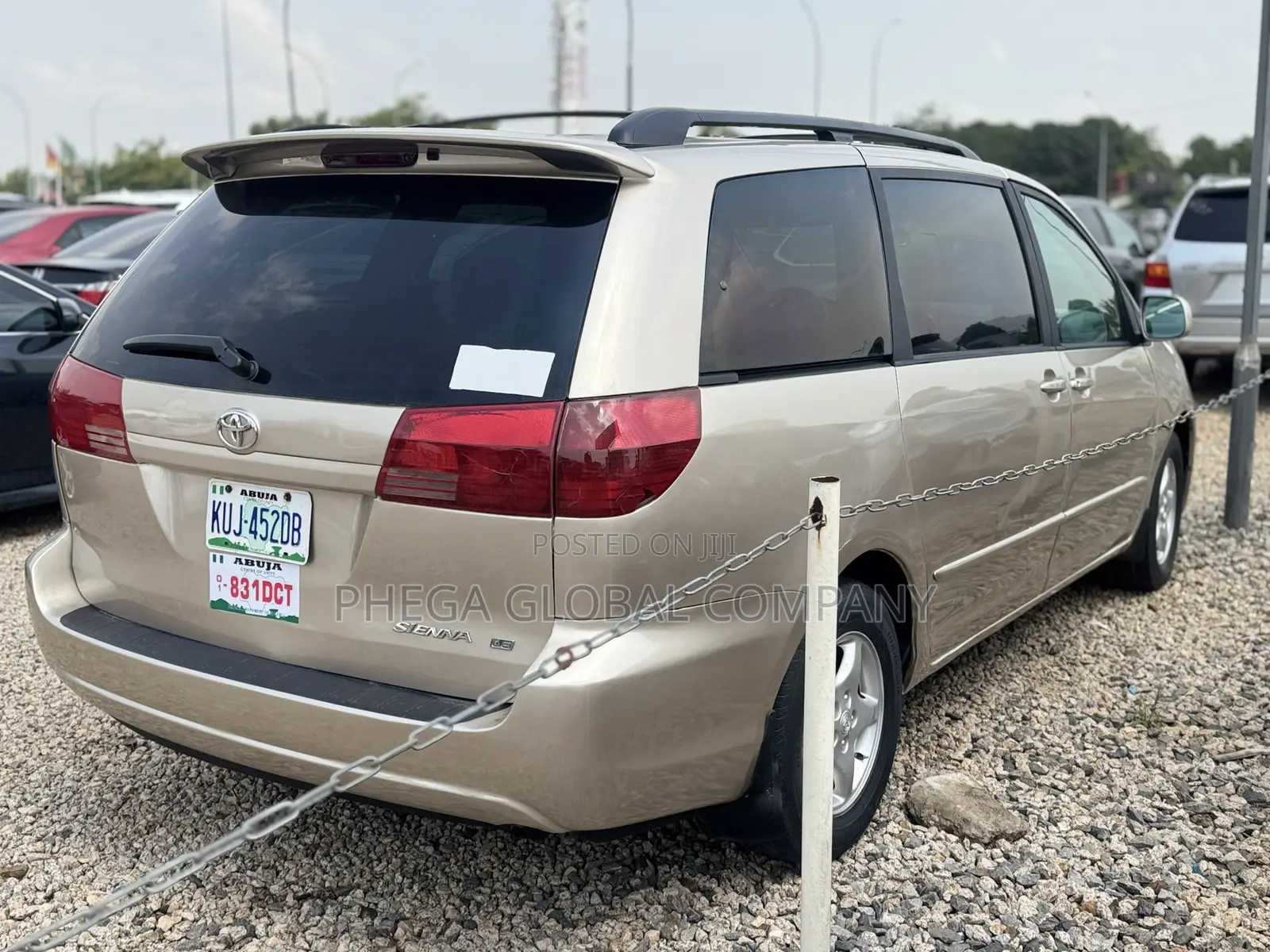 Toyota Sienna LE AWD 2005 Gold