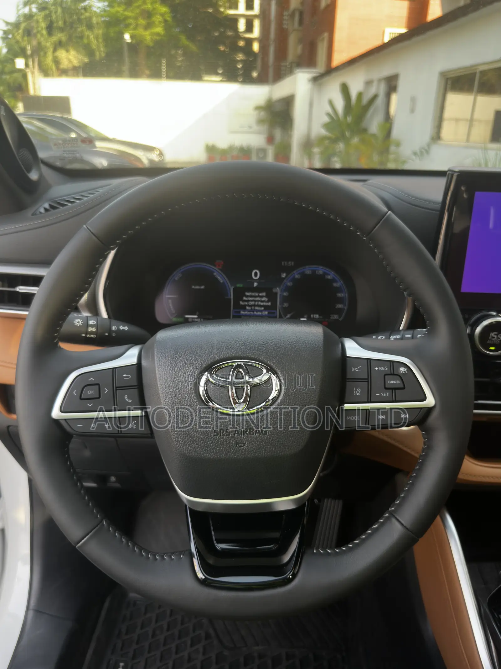 Toyota Highlander Platinum AWD 2026 White