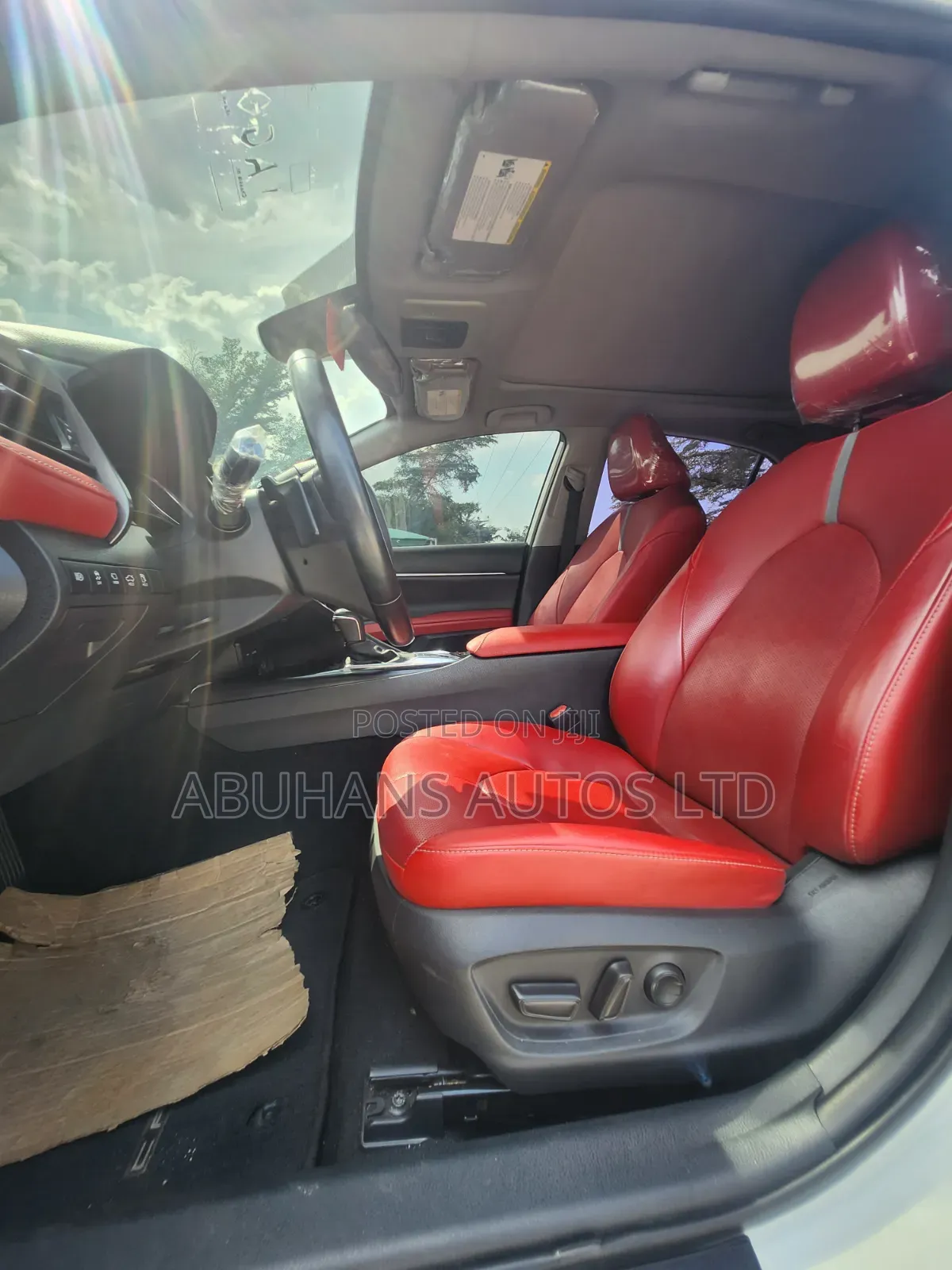 Toyota Camry XSE FWD 2020 White