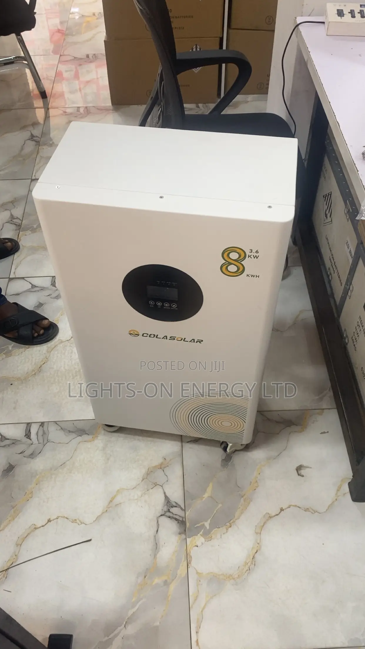 Cola8000 Solar Generator