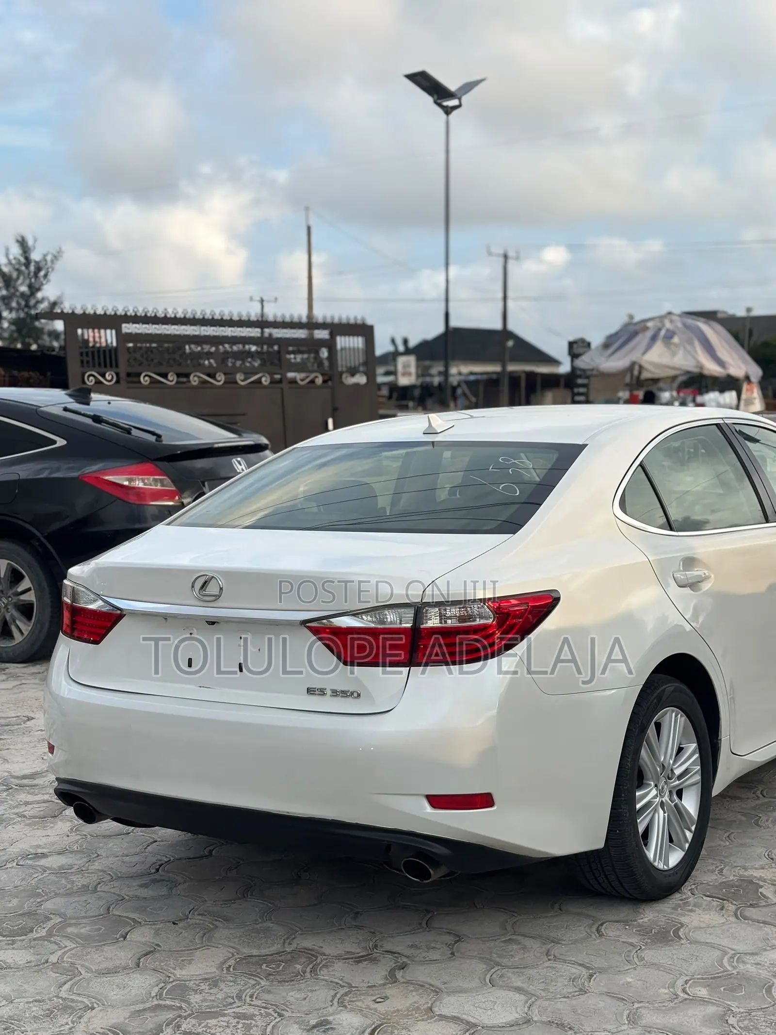 Lexus ES 350 FWD 2014 White