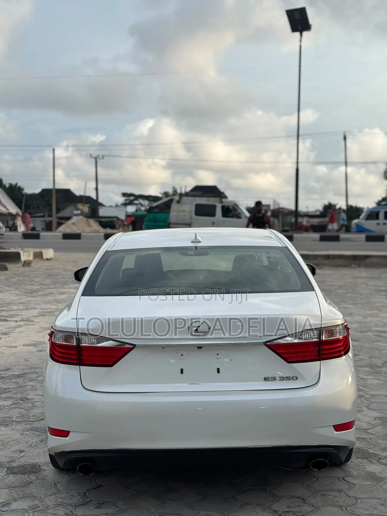 Lexus ES 350 FWD 2014 White