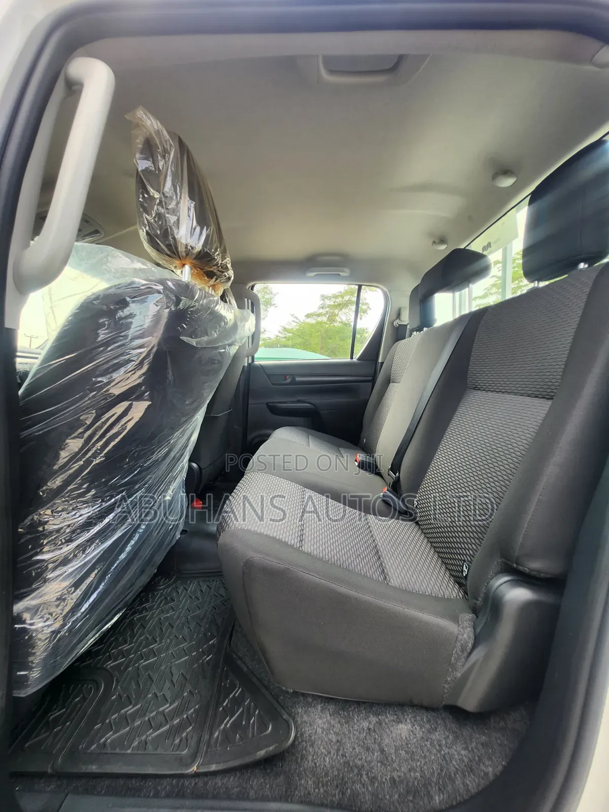 New Toyota Hilux 2026 White