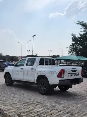 New Toyota Hilux 2026 White